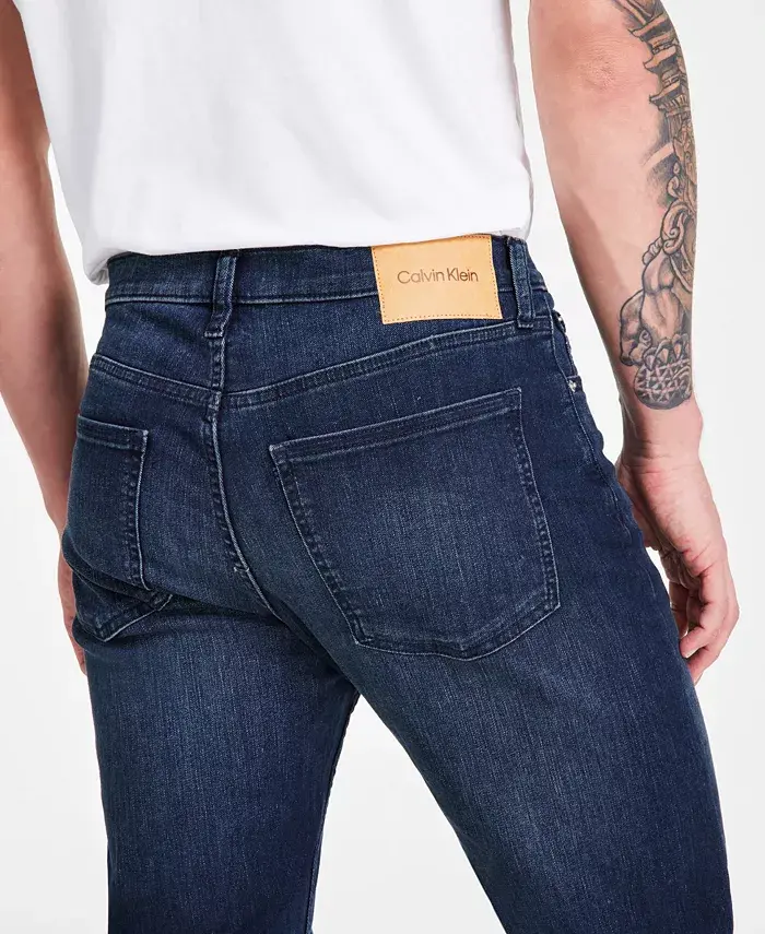 Calvin Klein Men's Standard Straight-Fit Stretch Jeans Men's Fashion & Accessories