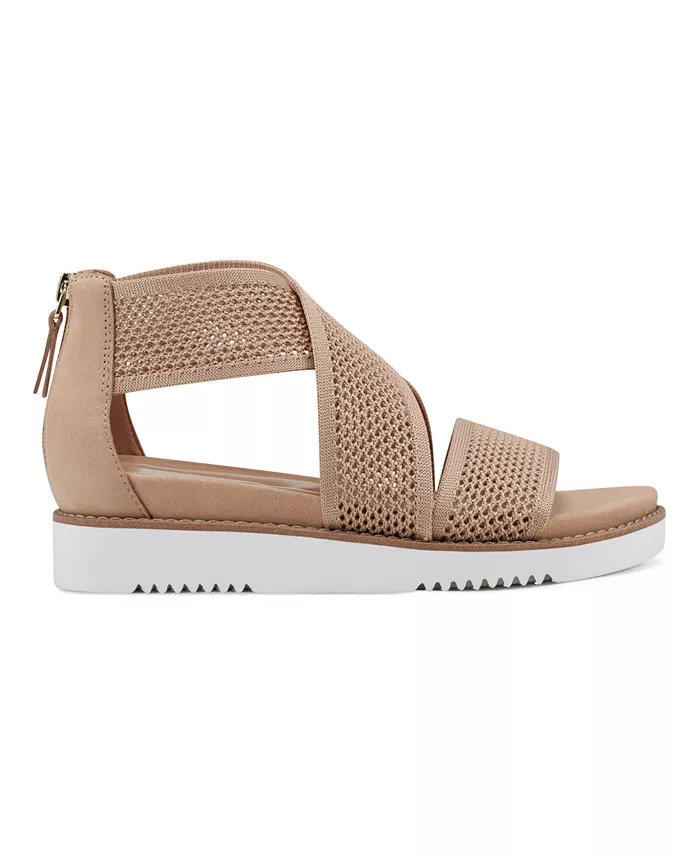 Easy Spirit Women's Wander Lightweight Strappy Sandals Women's Fashion Shoes & Accessories