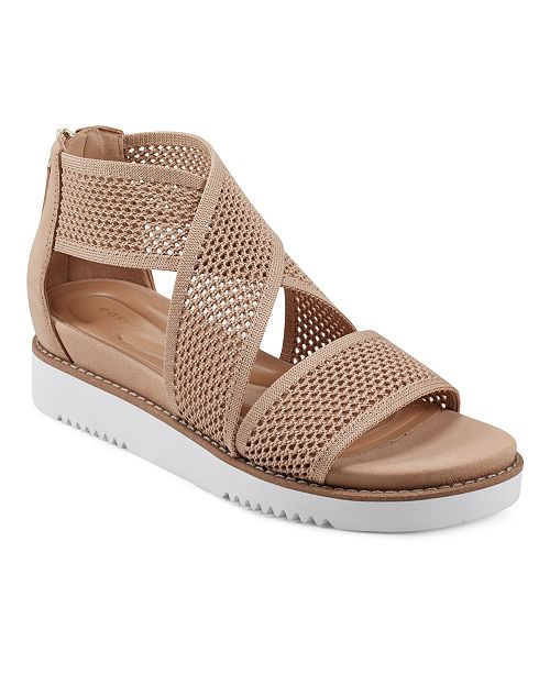 Easy Spirit Women's Wander Lightweight Strappy Sandals Women's Fashion Shoes & Accessories