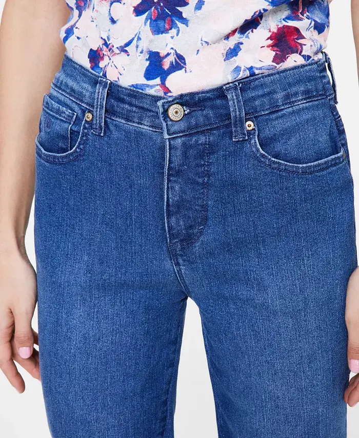 Gloria Vanderbilt Women's Amanda Classic Straight Jeans In Regular Short & Long Women's Fashion Shoes & Accessories