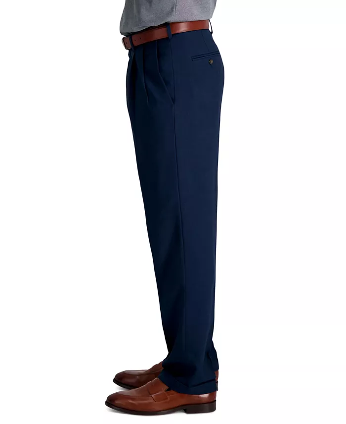 Haggar Men's Premium Comfort Stretch Classic-Fit Solid Pleated Dress Pants Men's Fashion & Accessories