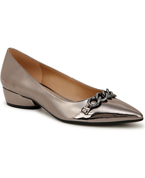 Naturalizer Becca Low-heel Pointed Toe Flats Women's Fashion Shoes & Accessories