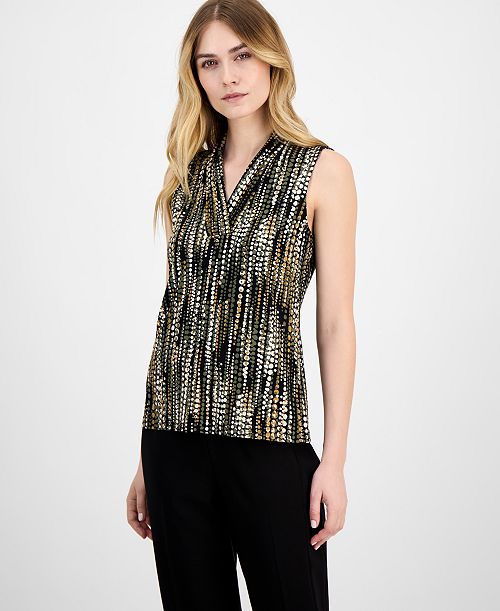 Anne Klein Women's Sleeveless Pleated V-Neck Shell Top Women's Fashion Shoes & Accessories
