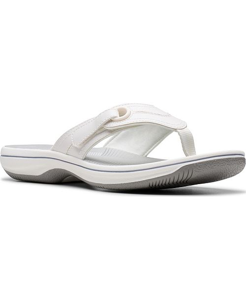 Clarks Cloudsteppers Breeze Reyna Flip-Flop Sandals Women's Fashion Shoes & Accessories