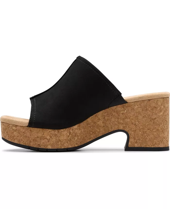 Clarks Collection Women's Nerisa Vine Wedge Sandals Women's Fashion Shoes & Accessories