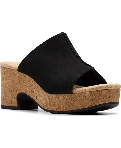 Clarks Collection Women's Nerisa Vine Wedge Sandals Women's Fashion Shoes & Accessories