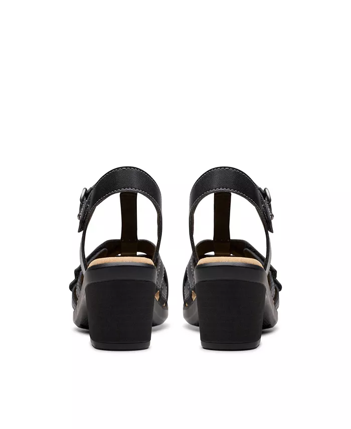 Clarks Emily2 Rose Leather Block Heel Sandals Women's Fashion Shoes & Accessories