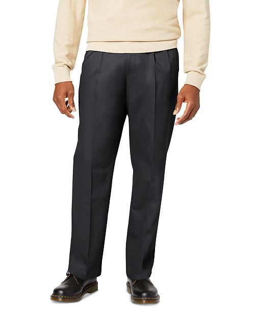 Dockers Men's Signature Relaxed Fit Pleated Iron Free Pants with Stain Defender Men's Fashion & Accessories