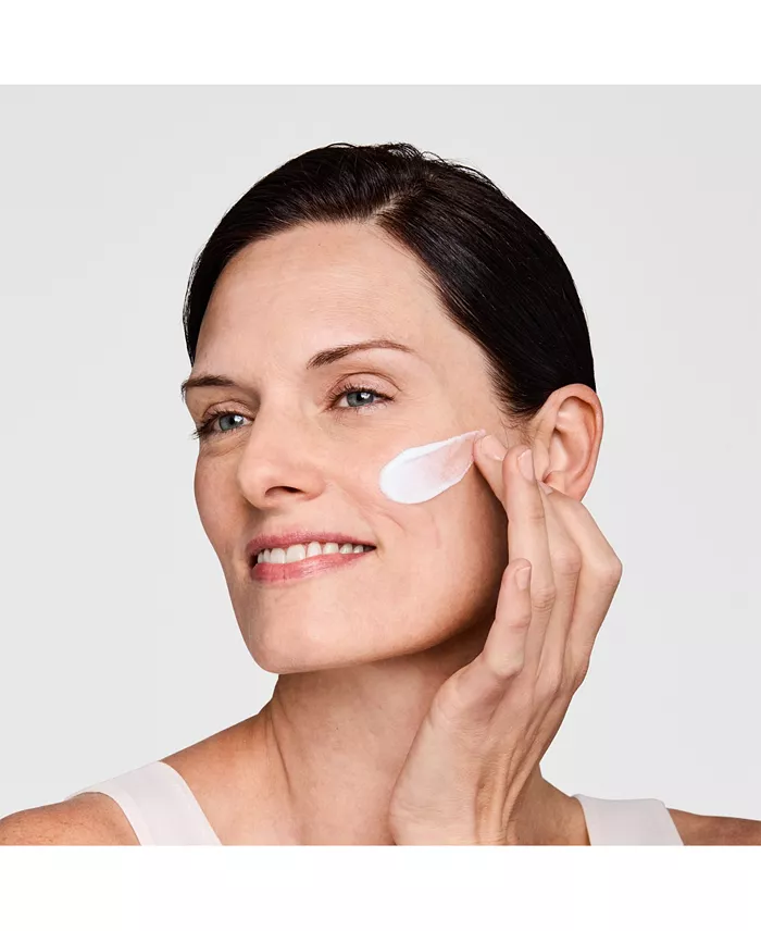 Estée Lauder DayWear Advanced Multi-Protection Anti-Oxidant Cream Moisturizer SPF 15 - Normal/Combination Skin 1.7 Oz. Beauty