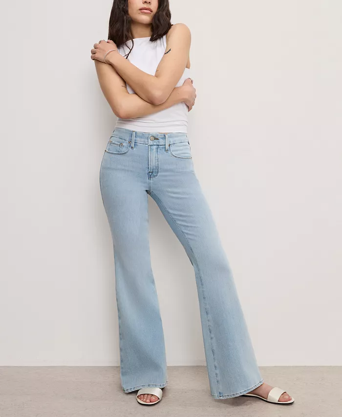 Good American Petite Good Soft-Tech Mid-Rise Flare-Leg Jeans Women's Fashion Shoes & Accessories