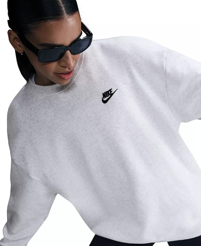 Nike Sportswear Women's Club Fleece Loose Crewneck Sweatshirt Women's Fashion Shoes & Accessories