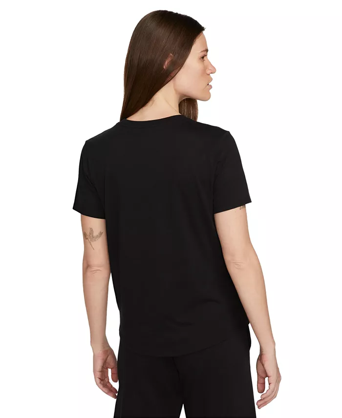 Nike Sportswear Women's Essentials Logo T-Shirt Women's Fashion Shoes & Accessories