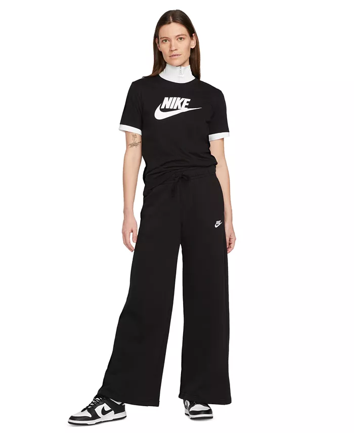 Nike Sportswear Women's Essentials Logo T-Shirt Women's Fashion Shoes & Accessories