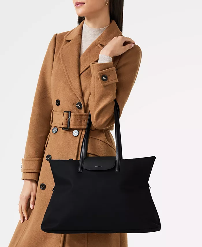Radley London Pocket Essentials Medium Ziptop Tote Bag Handbags Purses & Accessories