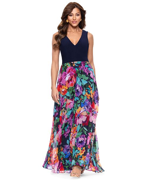 XSCAPE Petite Mixed-Media V-Neck Sleeveless Gown Women's Fashion Shoes & Accessories